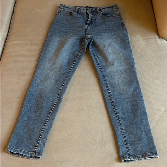 Judy Blue Denim - Judy Blue HighRise Vintage Wash Boyfriend Jeans‎ Women’s Great Condition Size 28